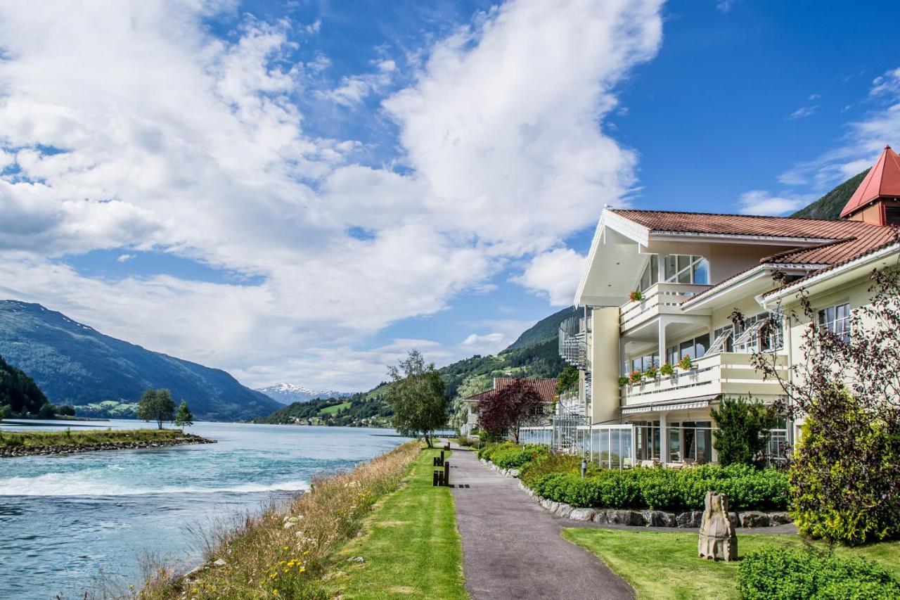 Hotel Loenfjord Loen Zewnętrze zdjęcie